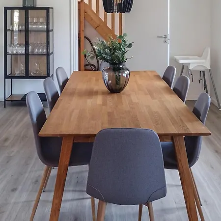 4 Bedroom Beautiful In 別荘