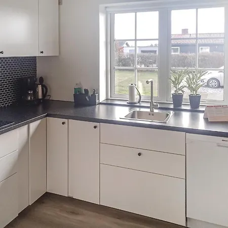 4 Bedroom Beautiful In * Farsø