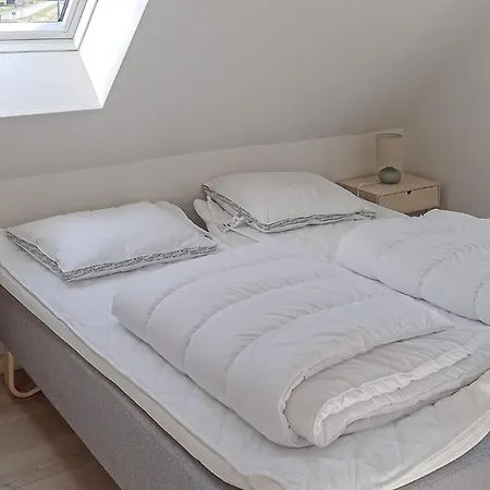 4 Bedroom Beautiful In * Farsø