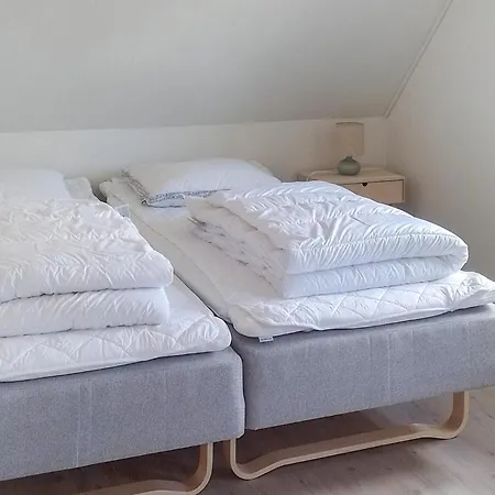 4 Bedroom Beautiful In Сasa de vacaciones Farsø